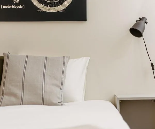 Apartment Beautiful In Downtown - Great Location Riga