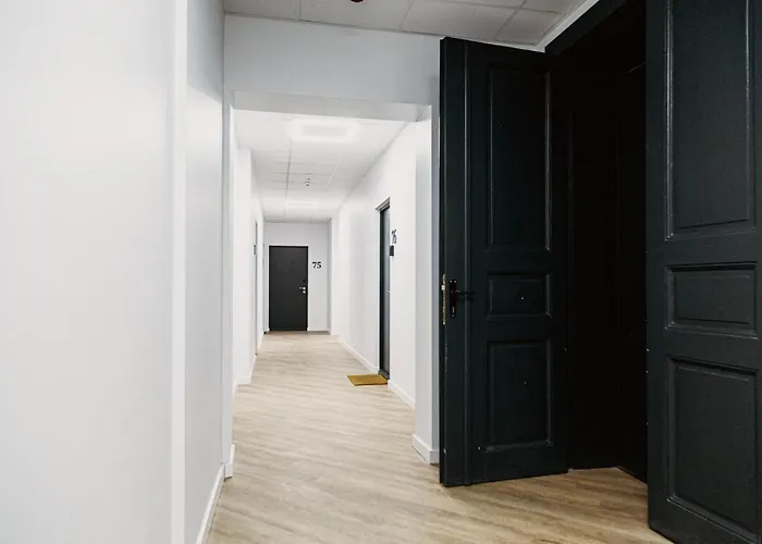 Beautiful In Downtown - Great Location Apartment